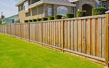 Wood Fences Installation